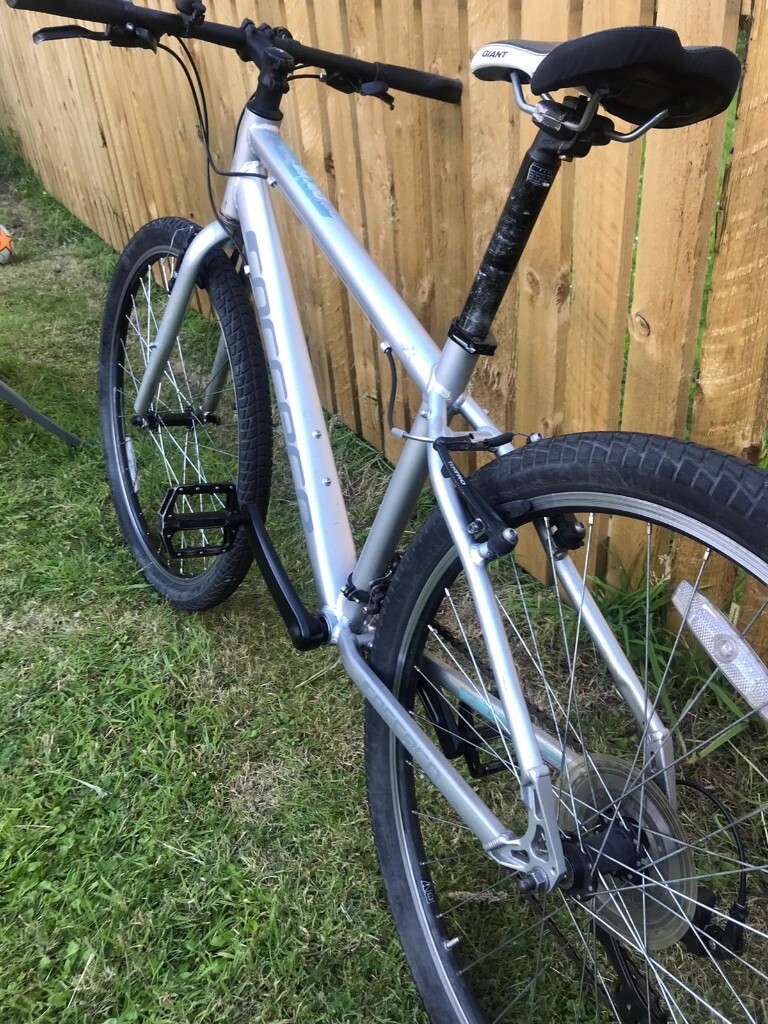 Carrera Bike- Silver | in Maryhill 